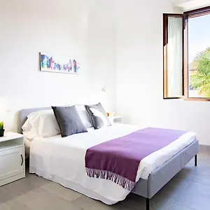 Les House - 2 By Tuscanywego , Pisa Itália