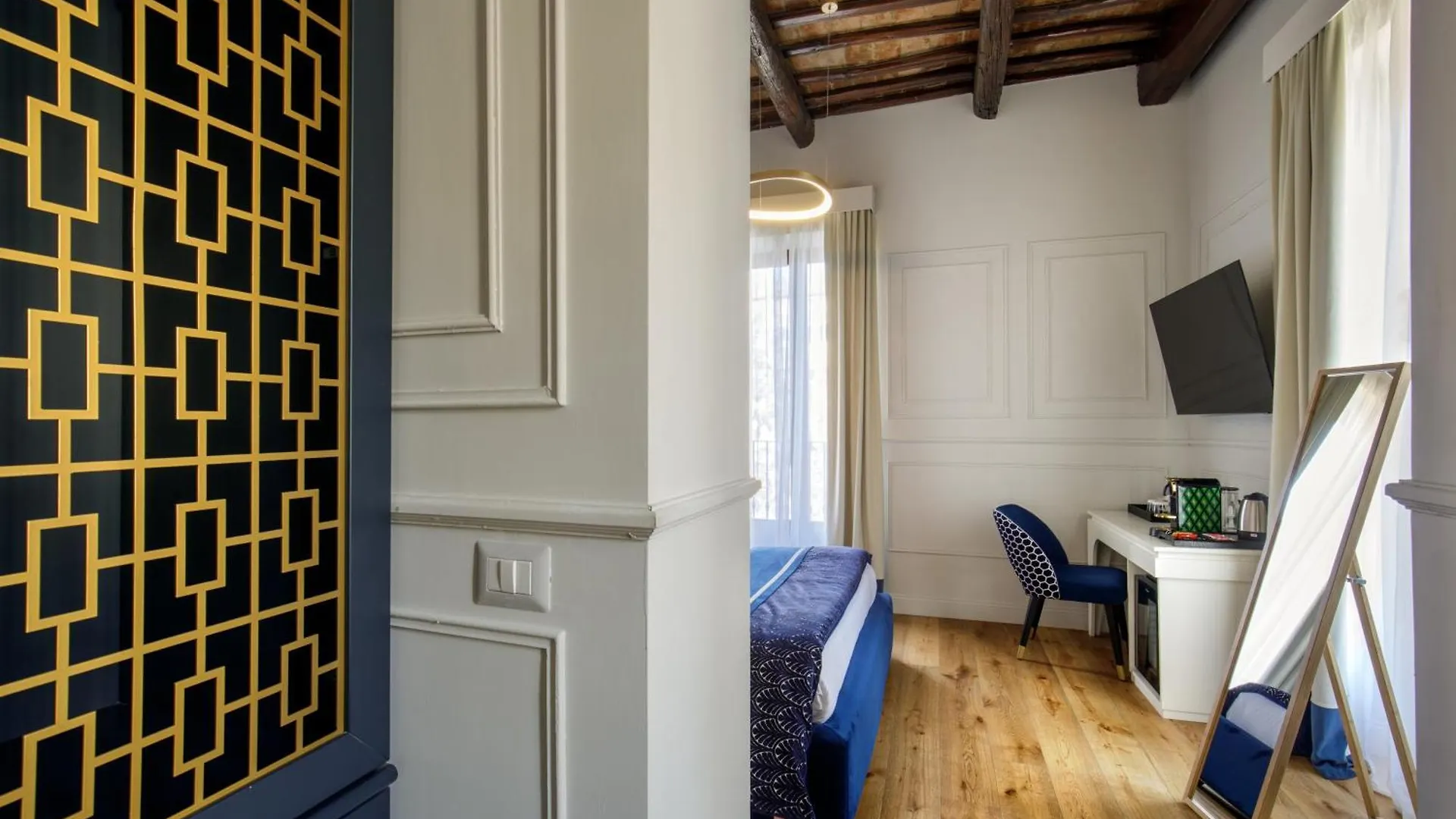 Navona Sky Palace Рим 0*,  Италия